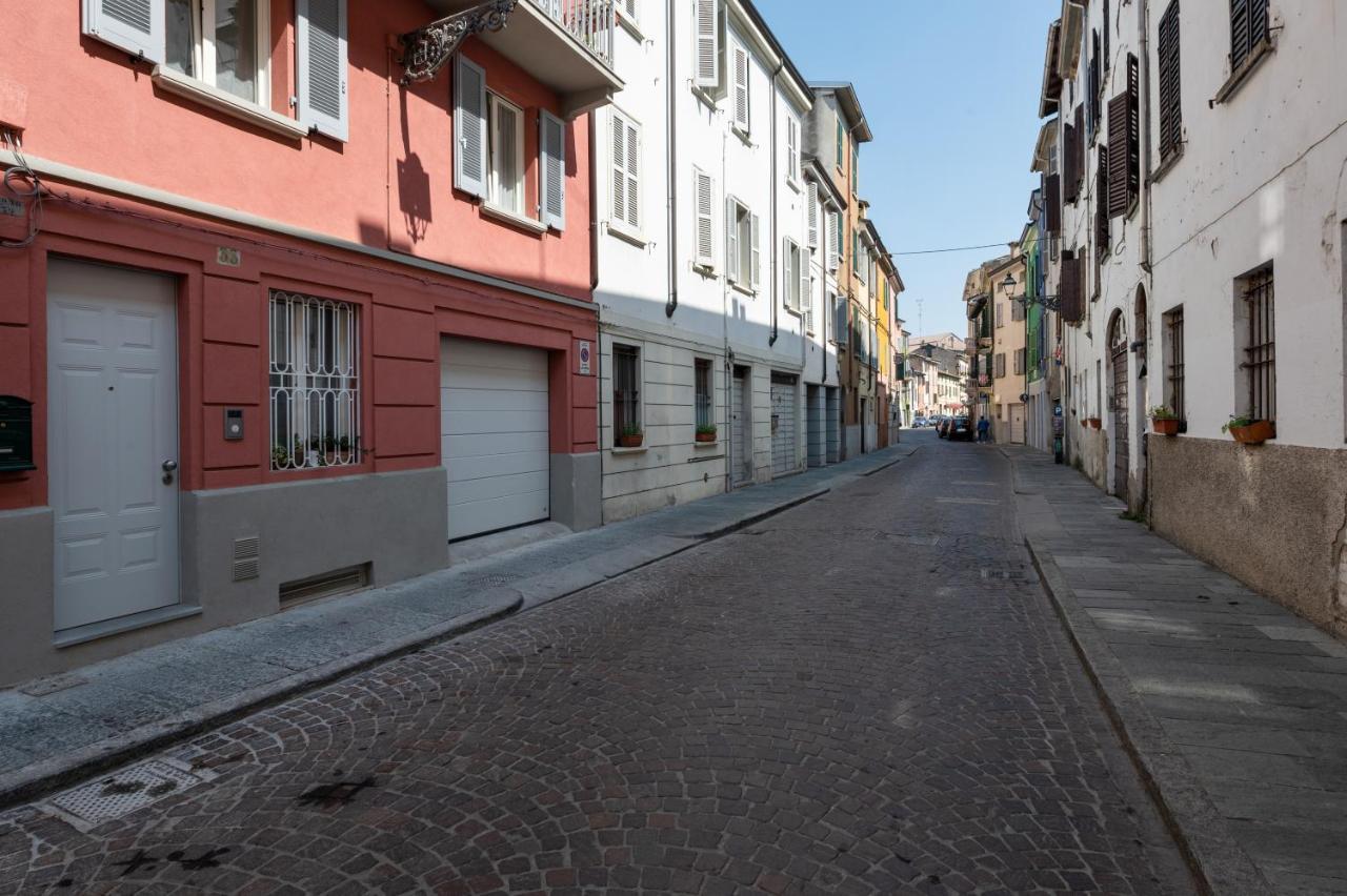 Oltretorrente Ampio Appartamento Con Balconi Parma Dış mekan fotoğraf